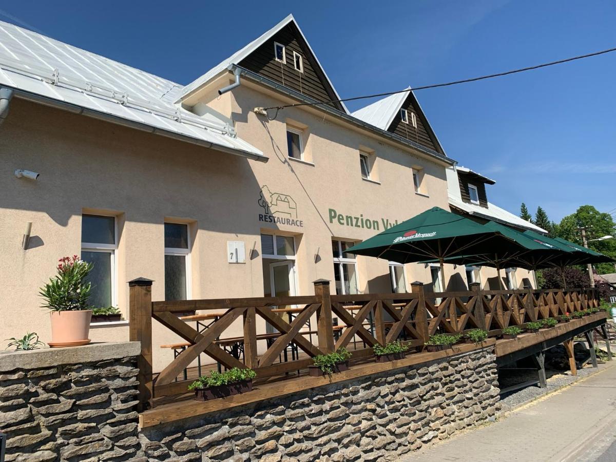 Penzion A Restaurace Vyhlidka Zelezna Ruda Exterior photo